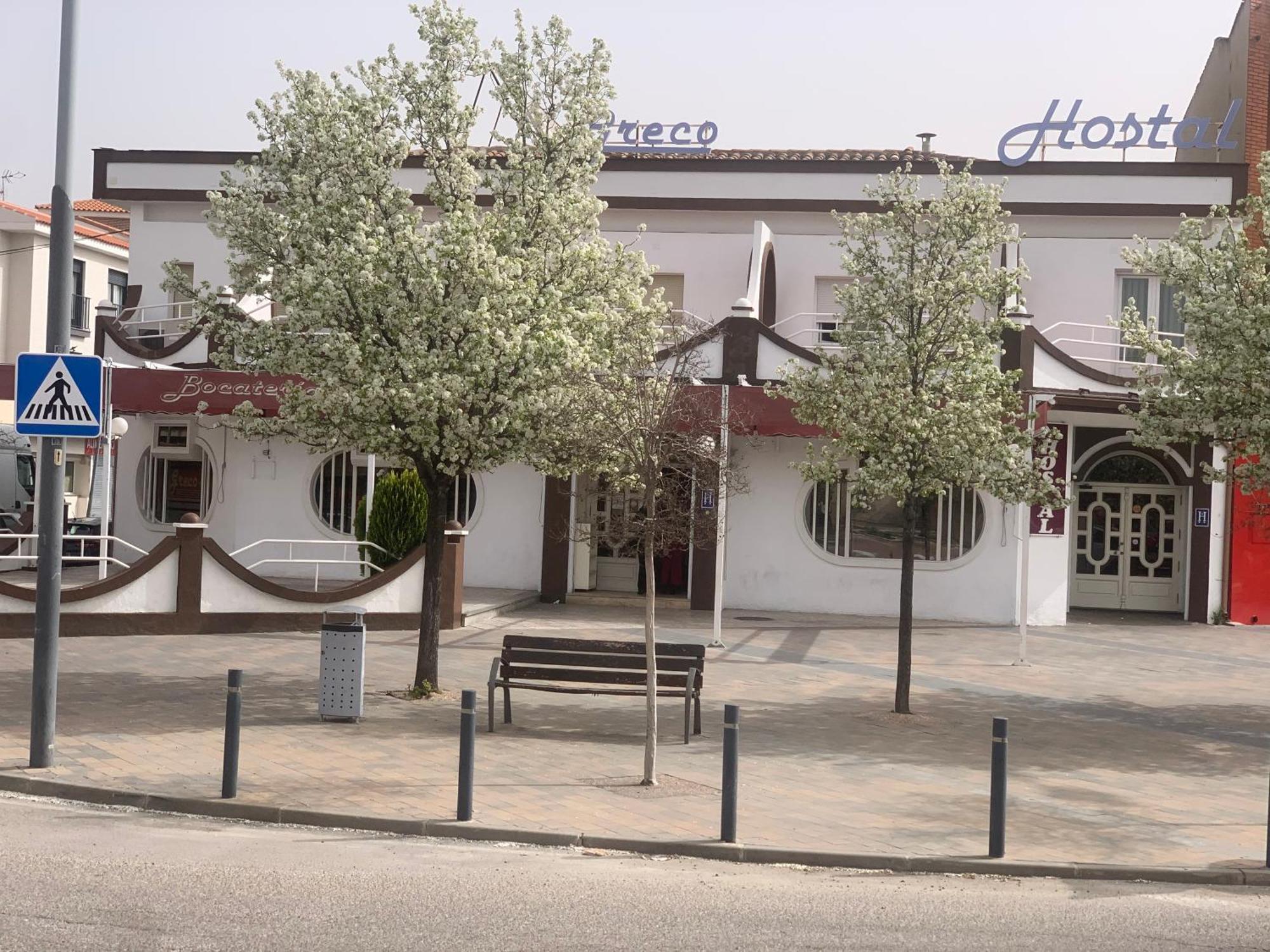 Hostal-Cafe Gutgreco Sonseca Exteriör bild